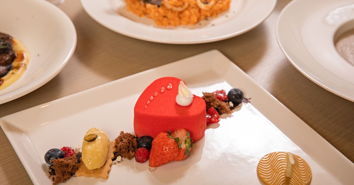 découvrez l'excellence culinaire à travers des recettes raffinées, des techniques innovantes et des saveurs authentiques qui raviront vos papilles.
